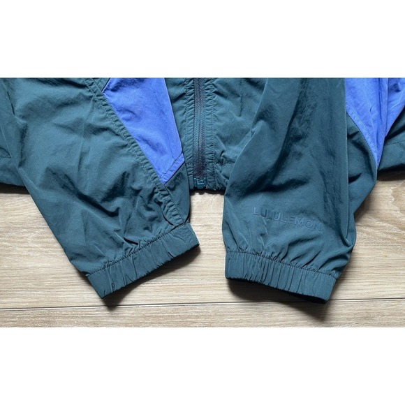 Lululemon Evergreen Cropped Full-Zip Green Hoodie Jacket - Women Size 4 - Picture 8 of 13